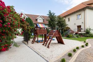 Herní místnost nebo prostor pro děti v ubytování Bałtyk Resort