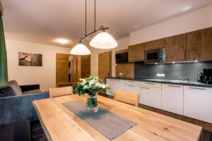 Kuchyňa alebo kuchynka v ubytovaní Appartements Alexander