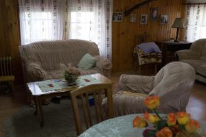 Χώρος καθιστικού στο Apartmani Teodor