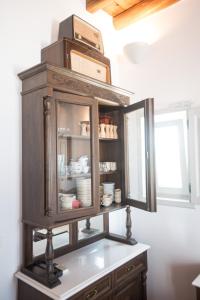 A kitchen or kitchenette at Bleland Mykonos