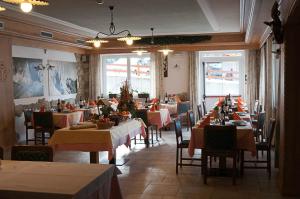 Restaurace v ubytování Hotel El Geiger