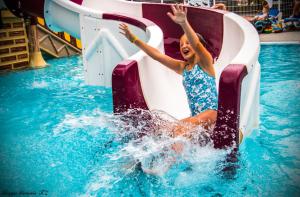 Bazén v ubytování Hotel Rosamar nebo v jeho okolí