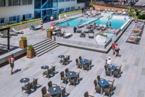 Bazén v ubytovaní 4R Salou Park Resort II alebo v jeho blízkosti