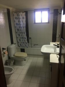 Bathroom sa Koutrakis House
