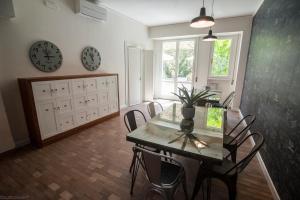 Fotografie z fotogalerie ubytování Dimora 16 Rooms & Garden v destinaci Prato