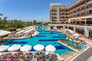 an image of a swimming pool at a resort at Glamour Resort & SPA in Side