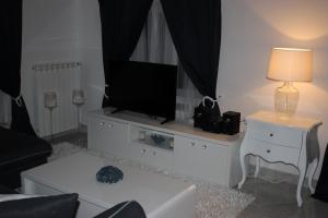 TV a/nebo společenská místnost v ubytování Apartments Christine
