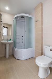 Ванная комната в Отель Анатоль