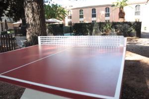 Stolní tenis v ubytování Le Clos De L'aube Rouge - Montpellier / Castelnau le Lez nebo okolí