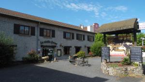 Gallery image of La Vieille Ferme in Les Ancizes-Comps