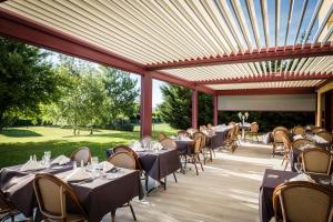 Restaurace v ubytování Hotel Ambotel