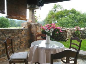 A garden outside La Casina de Celorio