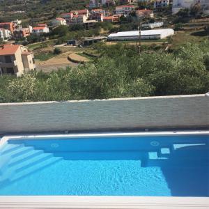 Bazén v ubytování Apartments Marjan nebo v jeho okolí