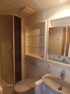 Koupelna v ubytování Central Hotel Friedrichshafen