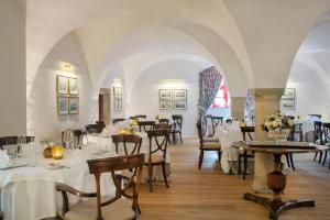 Restaurace v ubytování TAUROA Schloss Gabelhofen