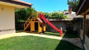 Herní místnost nebo prostor pro děti v ubytování Guesthouse Mirage