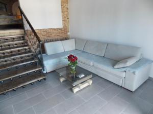 Χώρος καθιστικού στο Sunset Suites