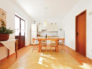 Gallery image of Holiday Home Oliva in Raslina