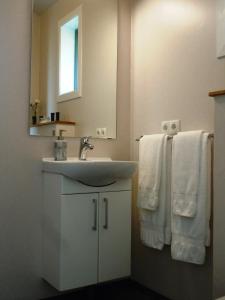 Koupelna v ubytování Hvammból Guesthouse