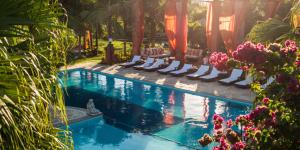 Bazén v ubytování Pedra da Laguna Boutique Hotel SPA nebo v jeho okolí