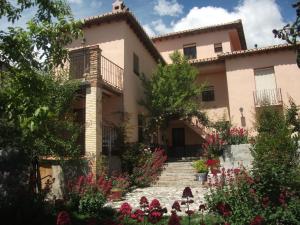 En have udenfor Casa Tia Maria, Acequias