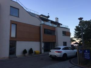 Budynek, w którym mieści się apartament