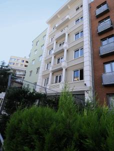 The building in which Az apartmant is located