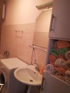 Et badeværelse på Apartment Visoka