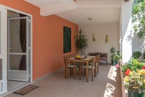 Balkón alebo terasa v ubytovaní Apartments in Trogir