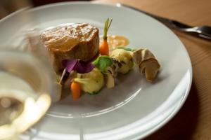 Jedzenie w hotelu lub w pobliżu