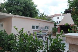 Zahrada ubytování Apartments Jadranka