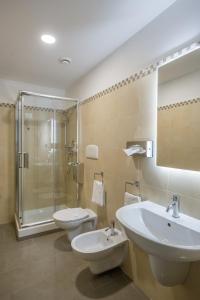 Koupelna v ubytování Hotel Testani Colleferro