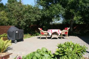 Κήπος έξω από το Sov Godt i Arnborg Bed & Breakfast