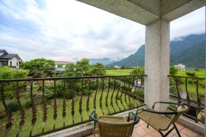 Nespecifikovaný výhled na hory nebo výhled na hory při pohledu z bed and breakfast