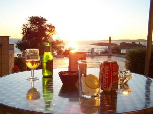 Nápoje v ubytovaní Hotel Estrella del Mar