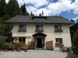 Gallery image of Haus Tonelehof in Dellach im Drautal