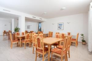 Fotografie z fotogalerie ubytování Hotel CHOTOL v destinaci Horoměřice