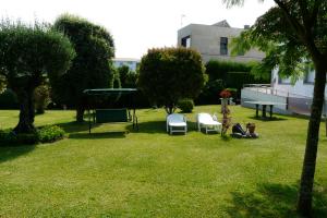 A garden outside Pension Casa Carmela