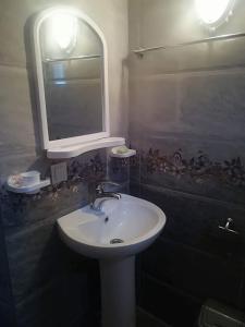 Vannituba majutusasutuses Nikoloz Guesthouse