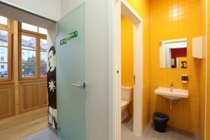 Łazienka w obiekcie MCC Hostel