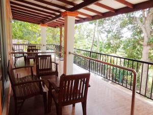 Balkoni atau teres di Man Guest Polonnaruwa