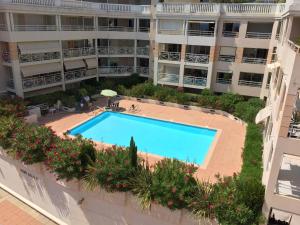 Gallery image of Cozy Apartment sea view Air Cond in Golfe-Juan