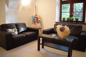 A seating area at Saint Michael - Garni Hotel