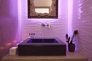 Galeriebild der Unterkunft Amara Suites Santorini in Kamari