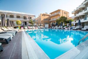 Gallery image of Sunny Days Hotel in Ixia