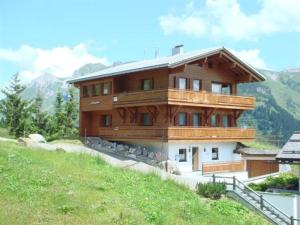 Gallery image of Haus Schneeflocke in Lech am Arlberg