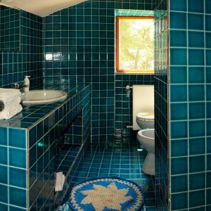A bathroom at B&B Al Cavalluccio Marino