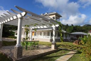 Zahrada ubytování Grann Kaz Guest House