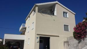 Afbeelding uit fotogalerij van Apartments Kresic in Marina