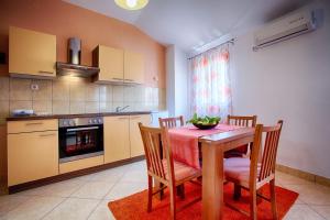 Galerija fotografija objekta Apartman Babić u Komiži